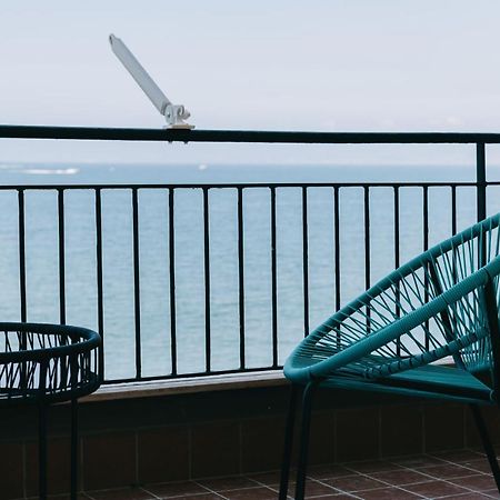 Frontemare Suite Castellammare di Stabia Exteriör bild
