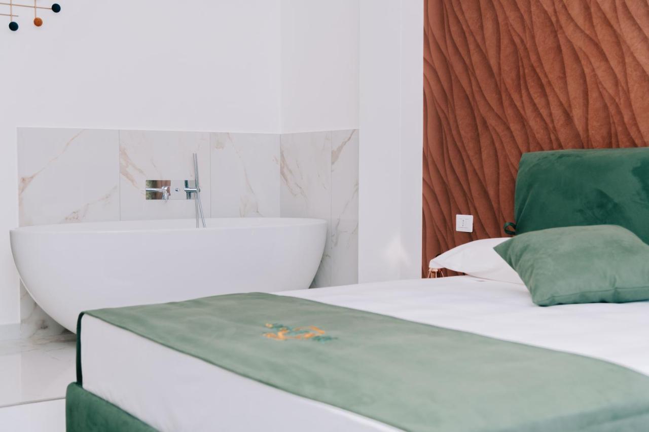 Frontemare Suite Castellammare di Stabia Exteriör bild